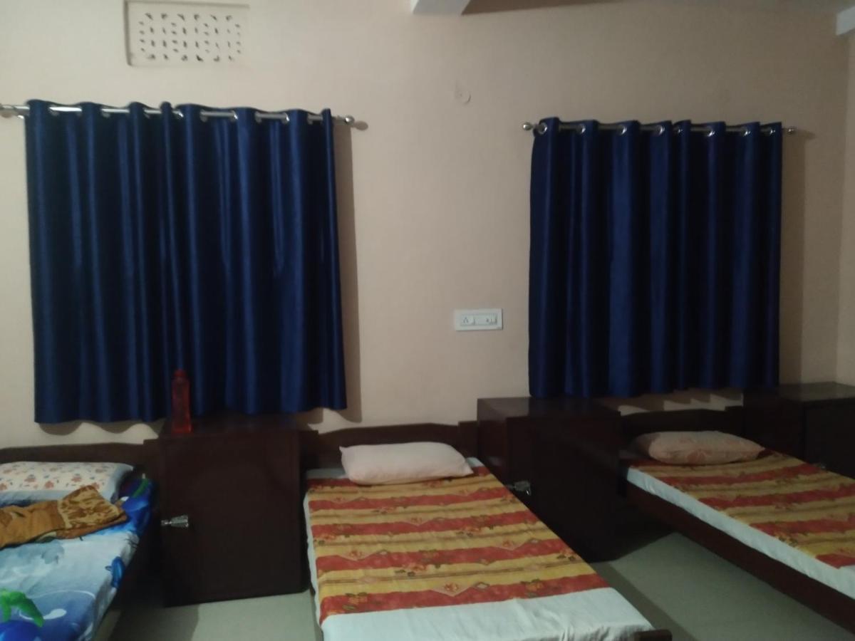 Last Chance Cafe And Guest House Rishīkesh Exterior foto